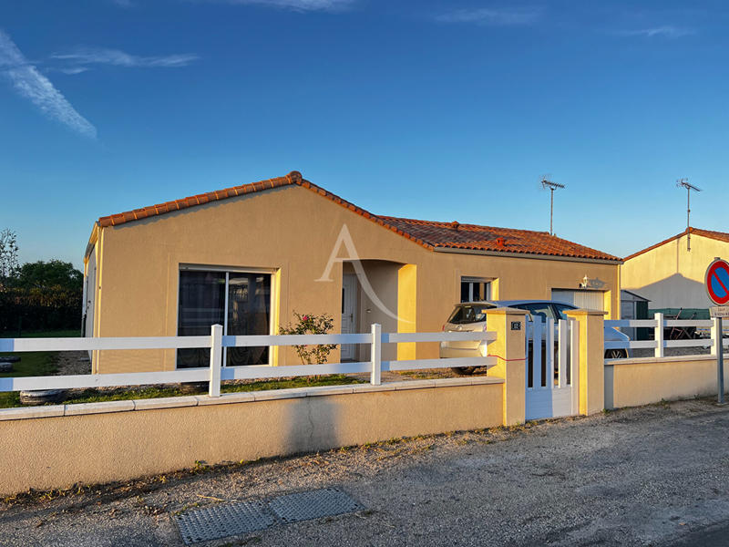 Maison - 93 m² - 5 pièces