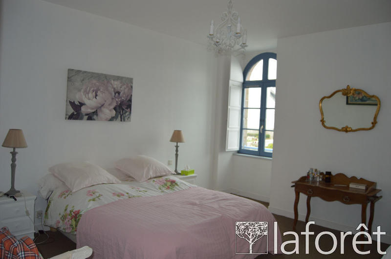 Appartement - 220 m² - 5 pièces