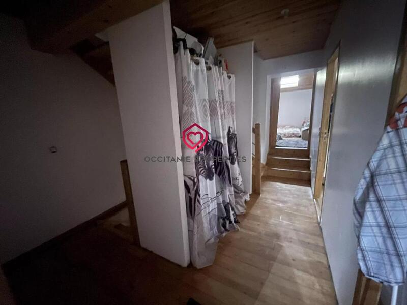 Maison - 200 m² - 9 pièces