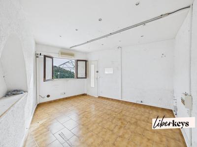 Studio - 25 m² - 1 pièce