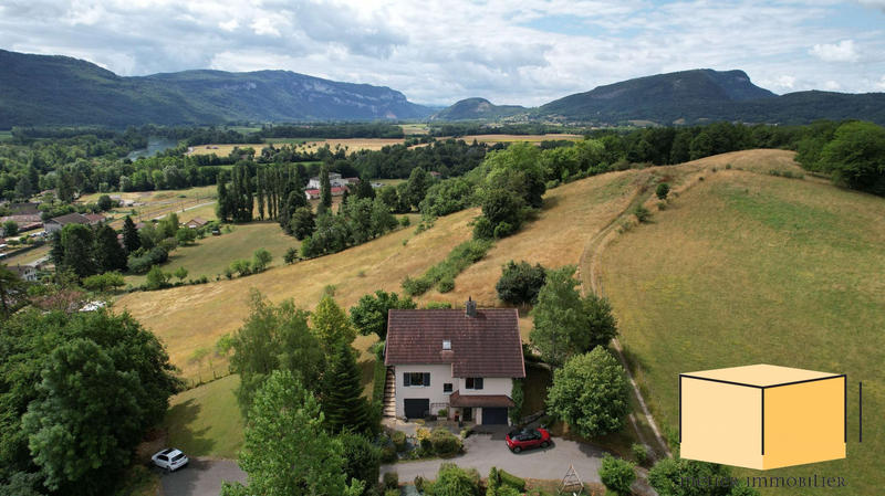 Villa - 165 m² - 6 pièces