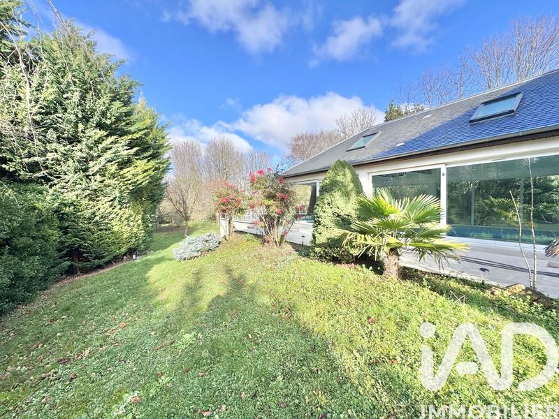 Maison - 361 m² - 10 pièces