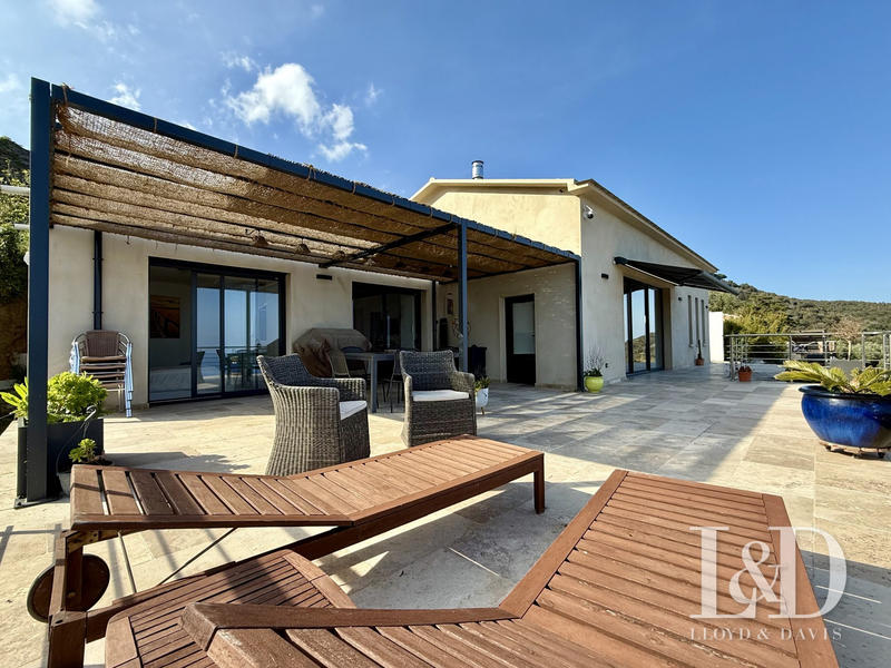 Maison - 160 m² - 4 pièces