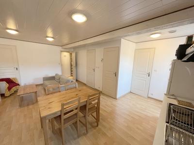 Maison - 104 m² - 7 pièces