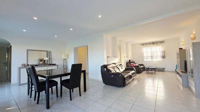 Maison - 165 m² - 6 pièces