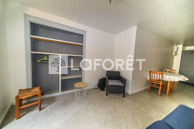 Maison - 285 m² - 7 pièces