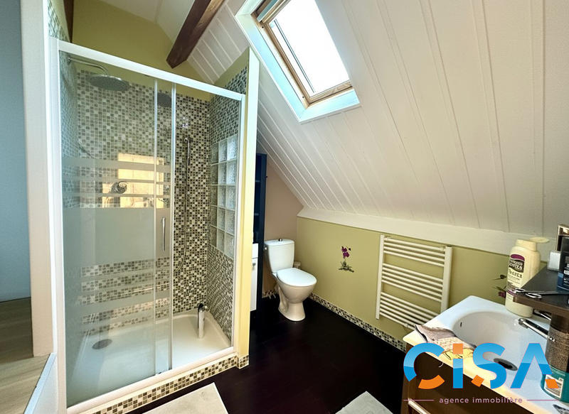 Maison - 170 m² - 6 pièces