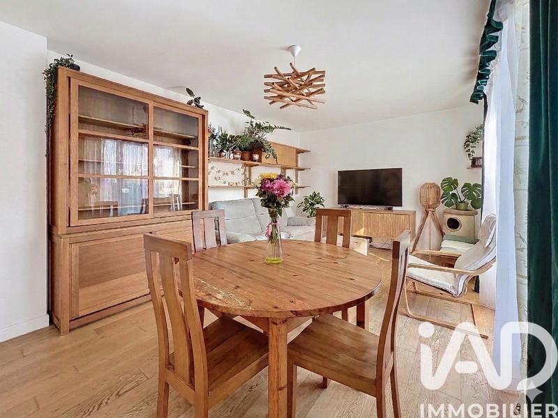 Appartement - 84 m² - 4 pièces