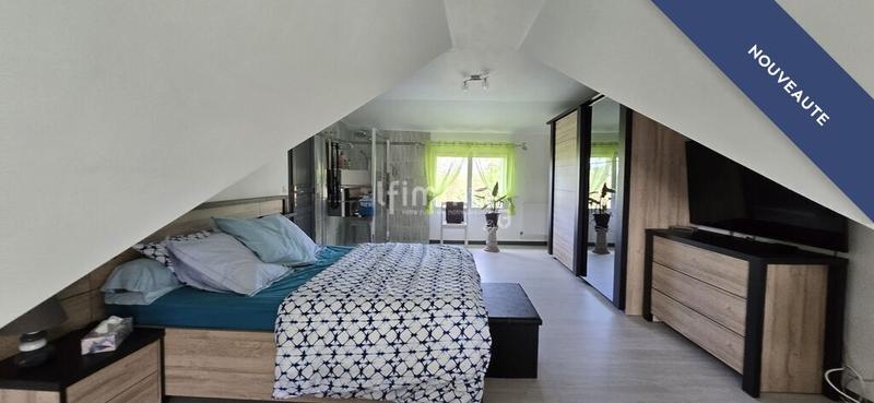 Maison - 232 m² - 6 pièces