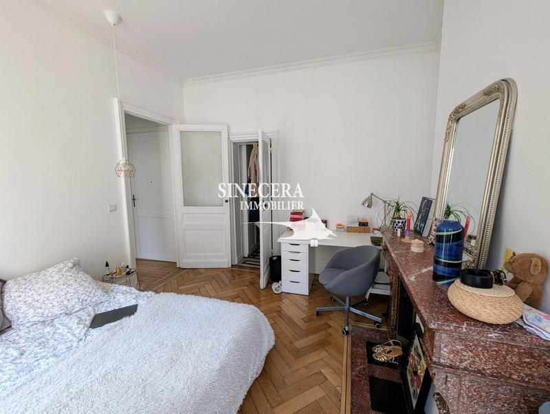 Appartement - 77 m² - 3 pièces