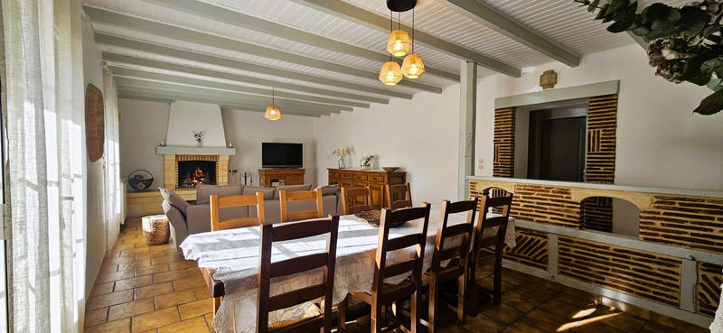 Maison - 140 m² - 4 pièces