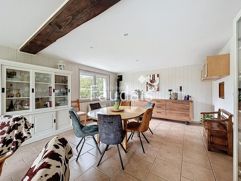 Maison - 138 m² - 7 pièces