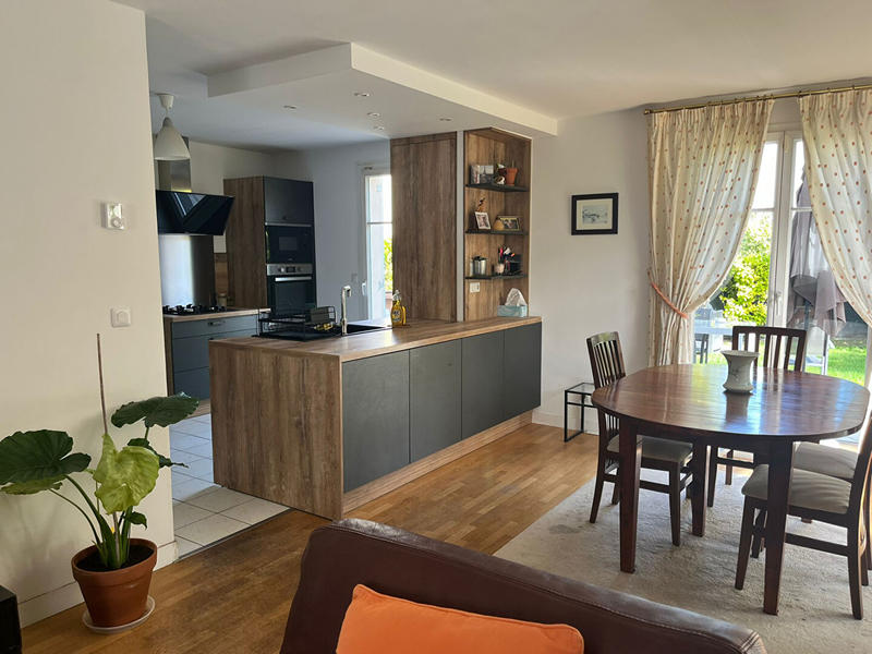 Maison - 122 m² - 6 pièces