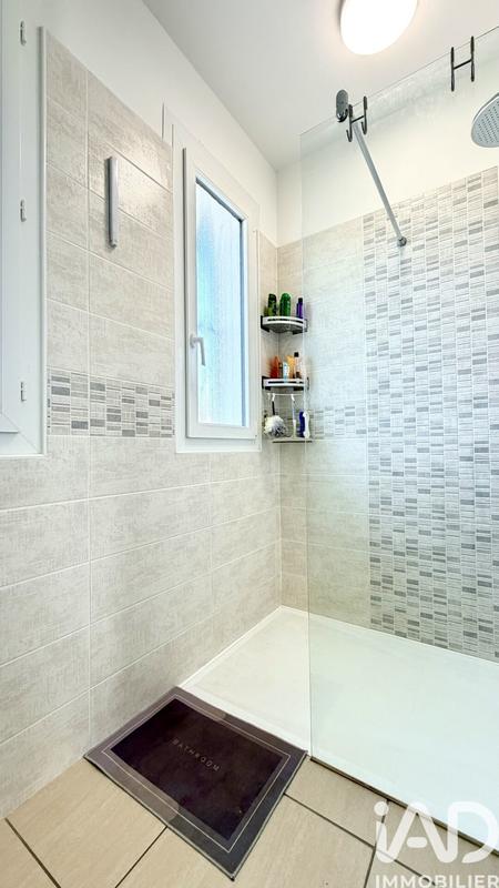 Maison - 199 m² - 8 pièces