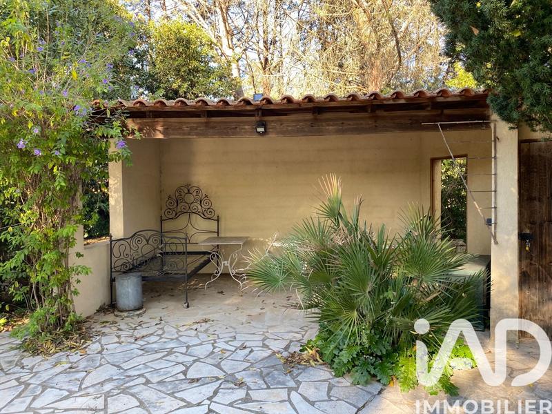 Maison - 215 m² - 8 pièces