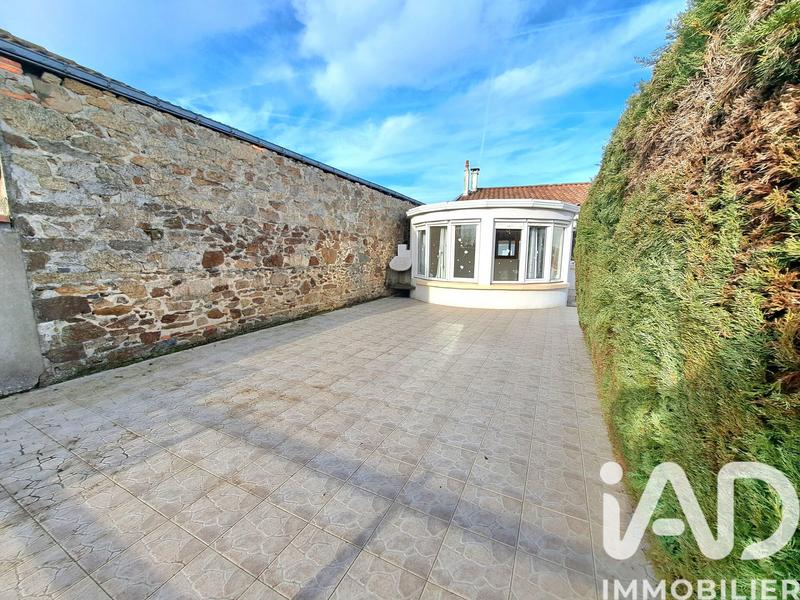 Maison - 97 m² - 5 pièces