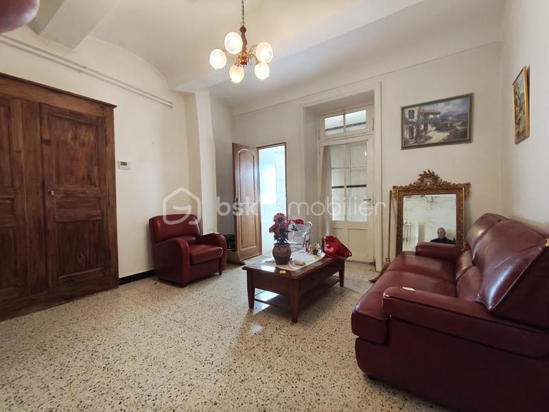 Maison de village - 262 m² - 12 pièces