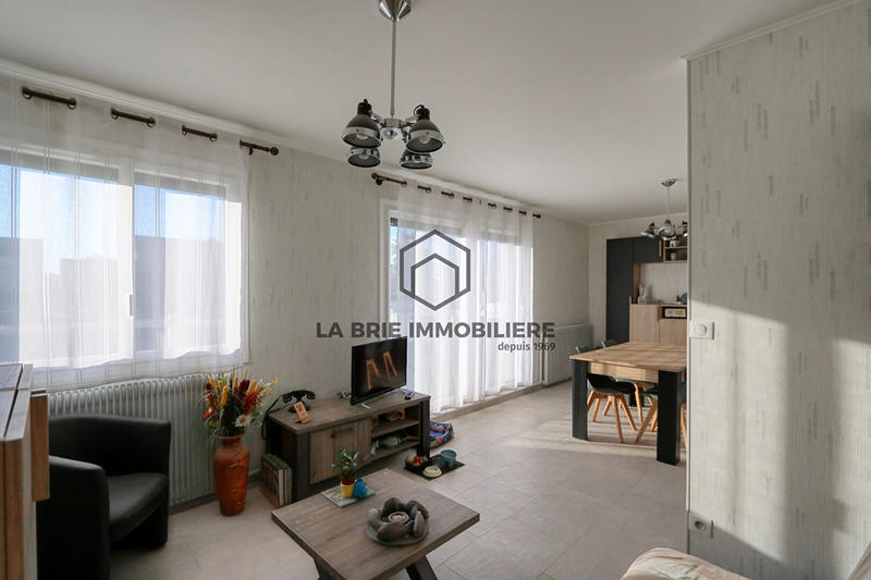 Maison - 128 m² - 7 pièces