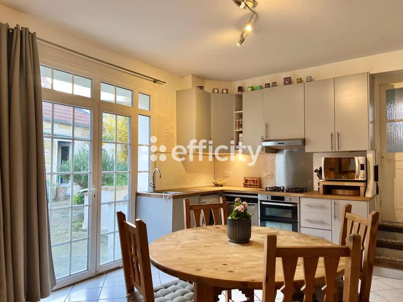 Maison de village - 179 m² - 7 pièces