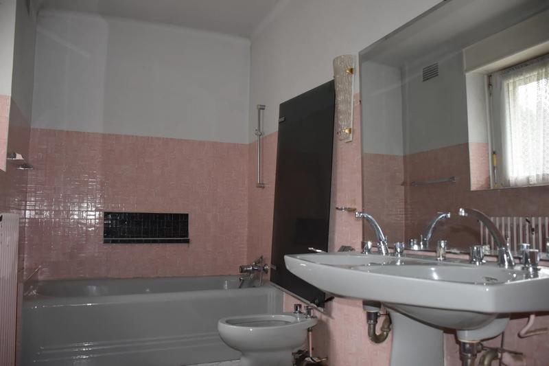 Maison - 308 m² - 10 pièces