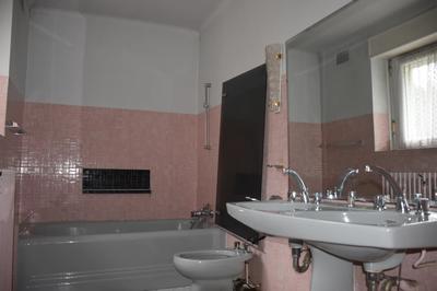 Maison - 308 m² - 10 pièces