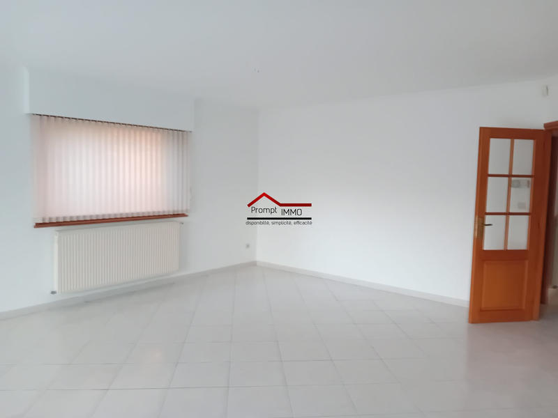 Maison - 168 m² - 9 pièces