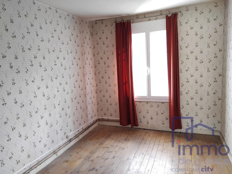 Maison - 70 m² - 5 pièces