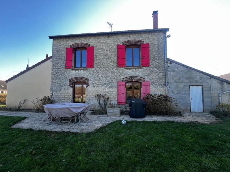 Maison - 150 m² - 4 pièces