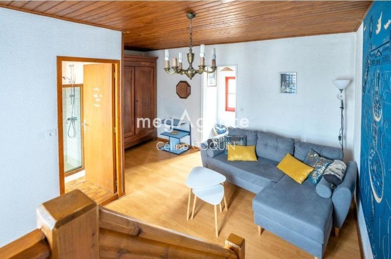 Maison de ville - 1 m² - 7 pièces