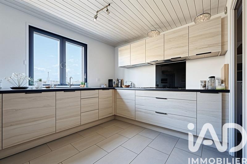 Maison - 88 m² - 4 pièces