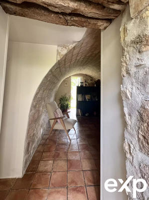 Maison - 148 m² - 9 pièces