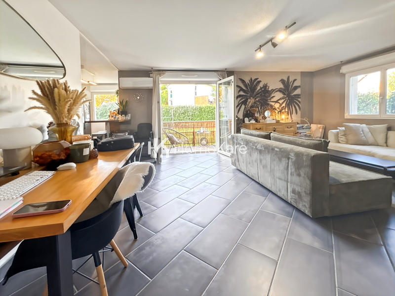 Appartement - 65 m² - 3 pièces