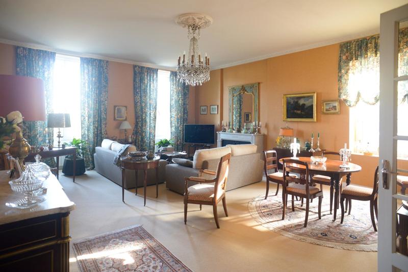 Appartement - 161 m² - 5 pièces