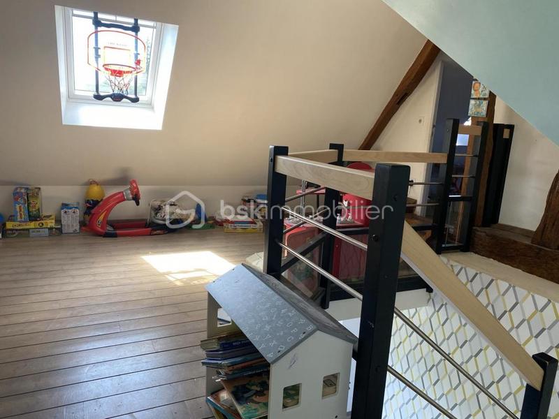 Maison - 98 m² - 5 pièces