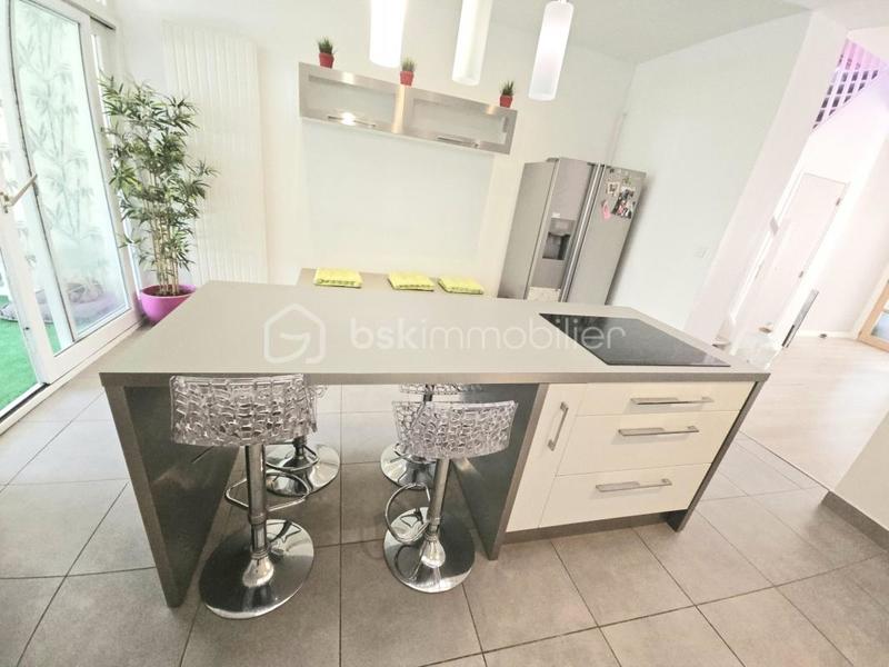 Maison de ville - 135 m² - 6 pièces