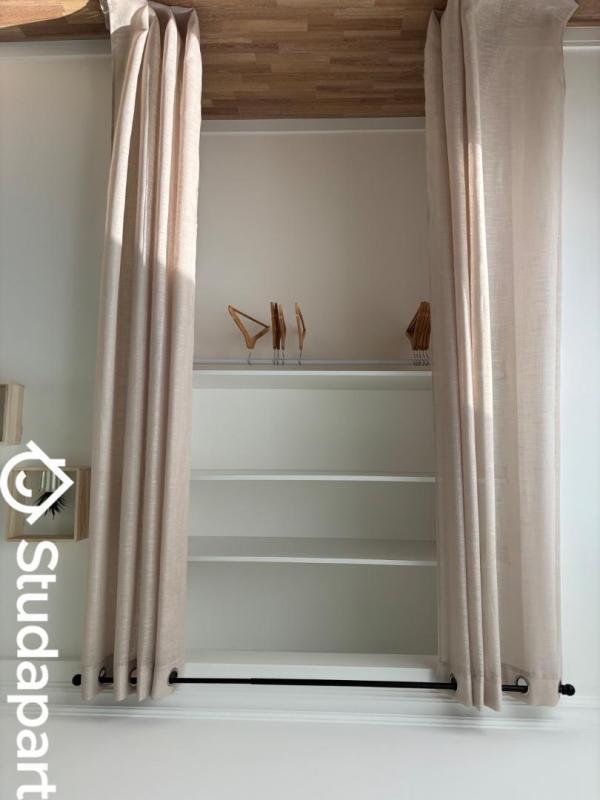 Chambre - 12 m² - 1 pièce