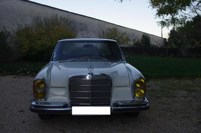 Mercedes 280 se