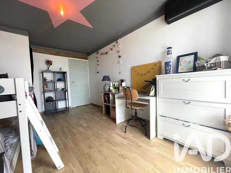 Maison - 174 m² - 8 pièces