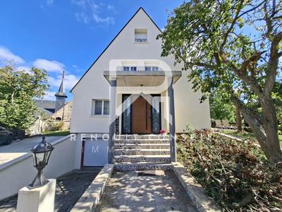 Maison - 221 m² - 9 pièces