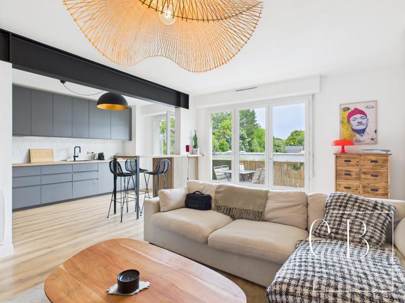 Appartement - 81 m² - 3 pièces