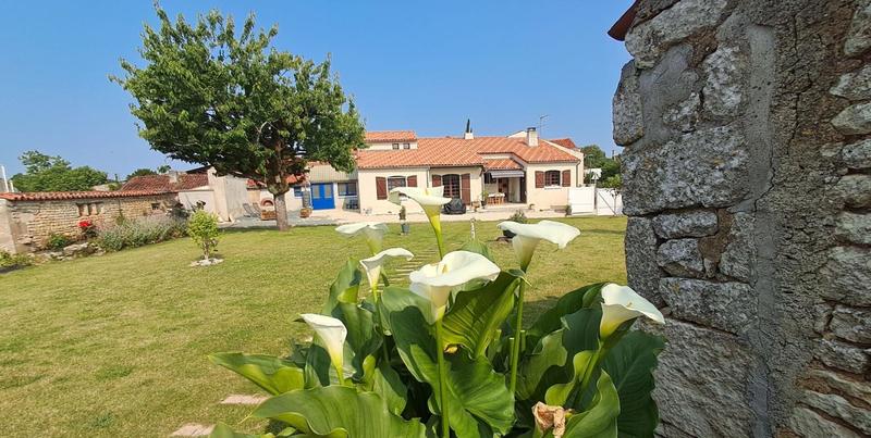 Maison - 137 m² - 5 pièces