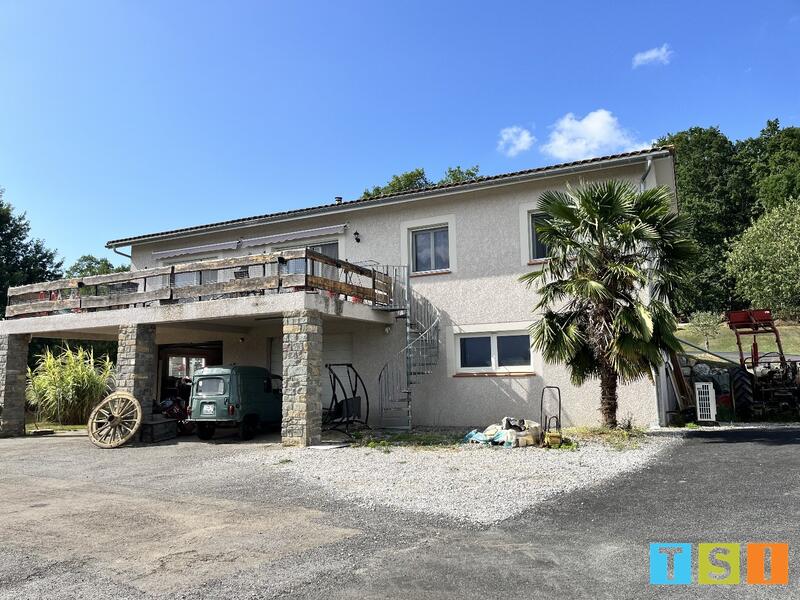 Maison - 128 m² - 4 pièces