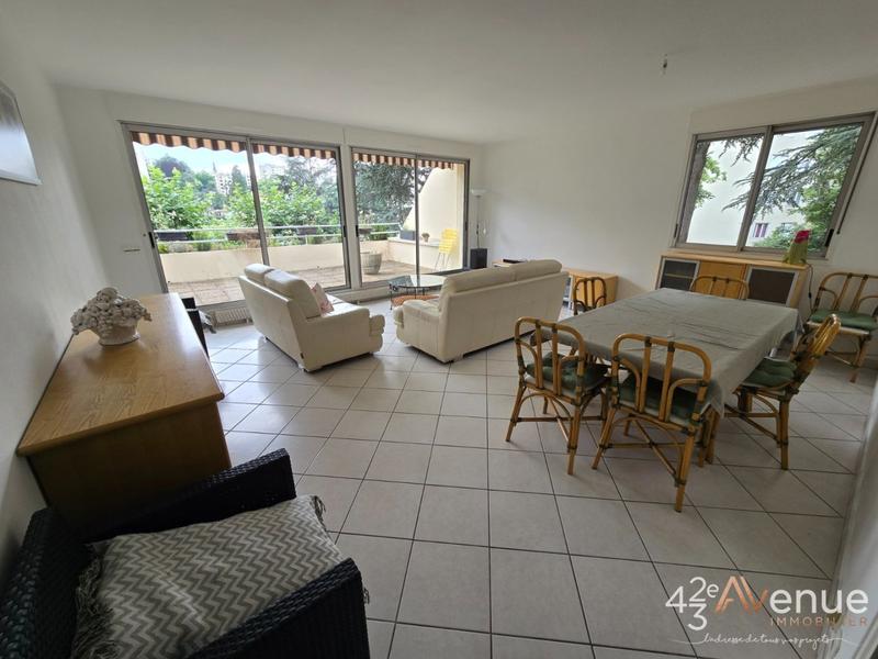 Appartement - 118 m² - 4 pièces