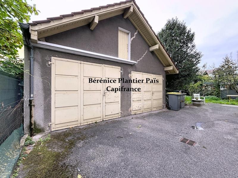 Maison - 188 m² - 8 pièces