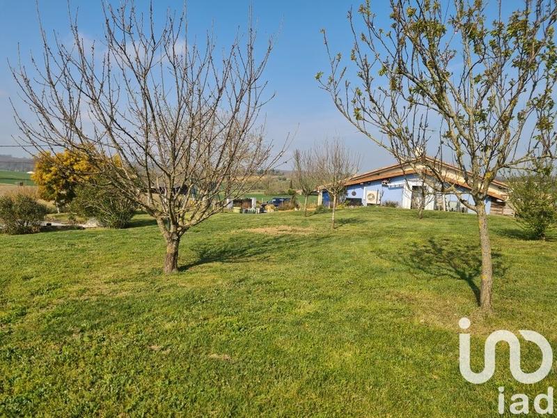 Maison - 216 m² - 10 pièces