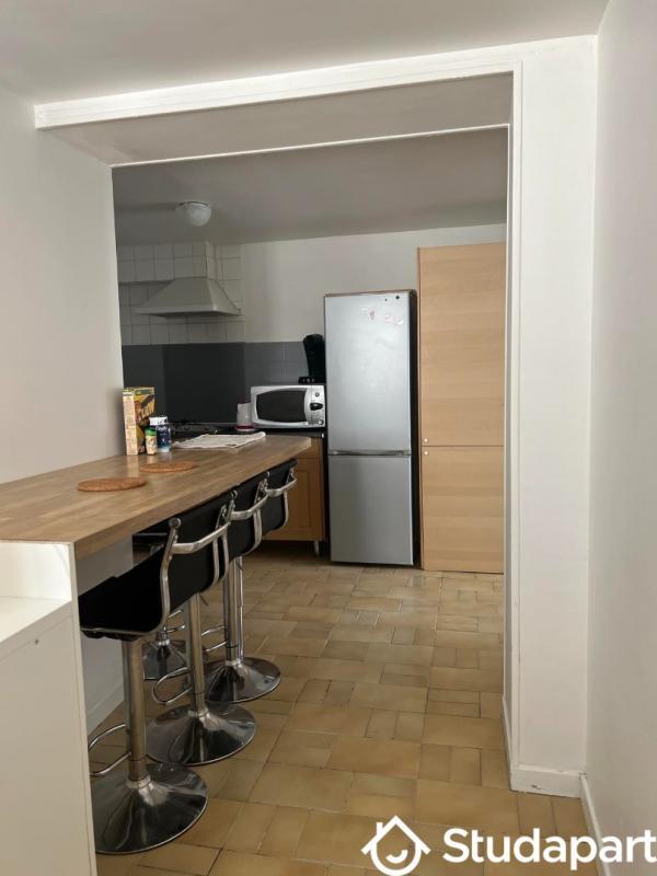 Chambre - 11 m² - 1 pièce