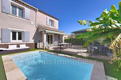 Maison - 92 m² - 4 pièces