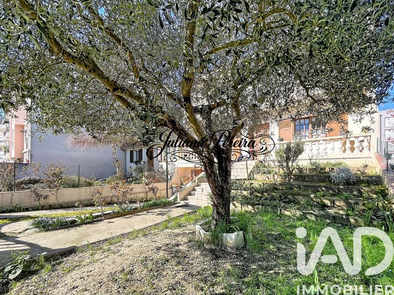 Maison - 172 m² - 7 pièces