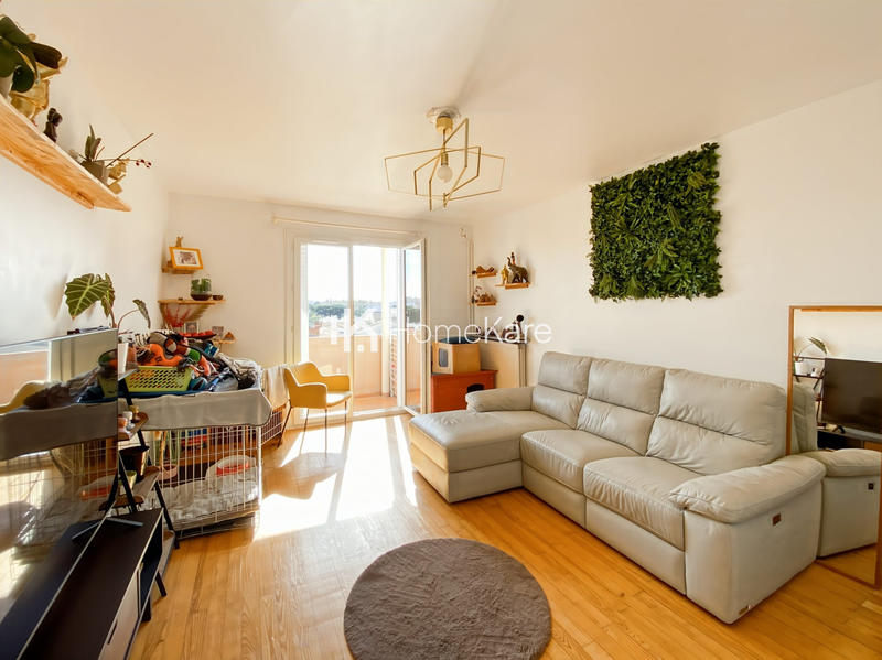 Appartement - 67 m² - 3 pièces