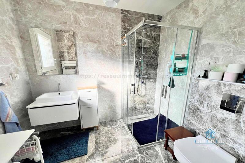 Villa - 110 m² - 4 pièces